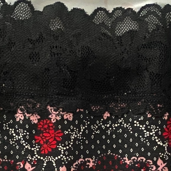 VICTORIA’S SECRET Holiday Under Wear Black Lace Size M - Picture 4 of 4